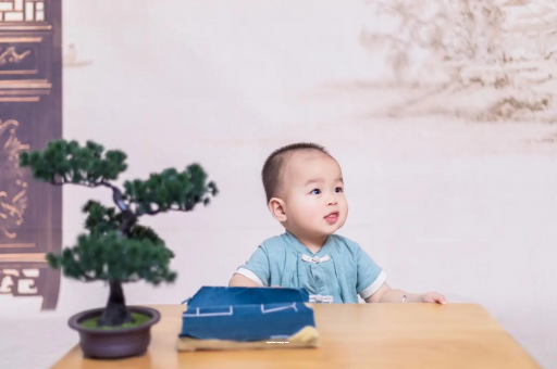 郴州宝宝总是抠鼻子 郴州宝宝总是抠鼻子